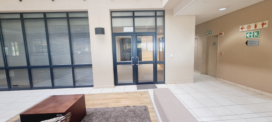 Commercial Property for Sale in Rosenpark Western Cape